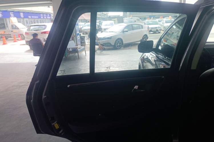 Used SWM G05 2019 1.5T Automatic Elite Edition Left Rear Door Interior