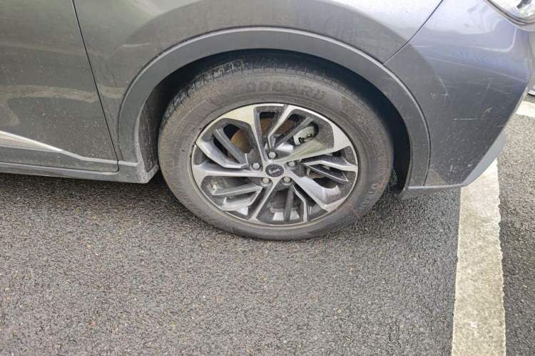 Used SWM G05 2019 1.5T Automatic Prestige Edition Right Front Wheel Hub