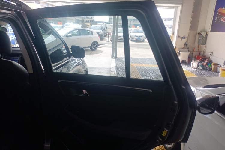 Used SWM G05 2019 1.5T Automatic Elite Edition Right Rear Door Interior