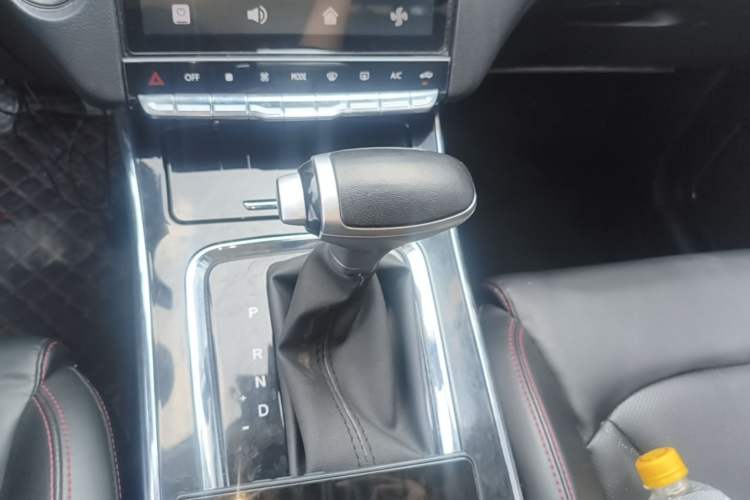 Used SWM G05 2019 1.5T Automatic Luxury Model Gear Lever