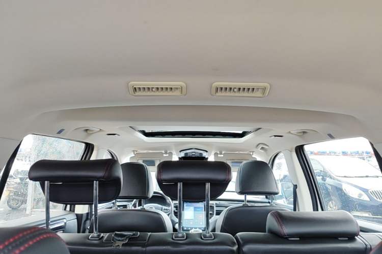 Used SWM G05 2019 1.5T Automatic Prestige Edition Headliner