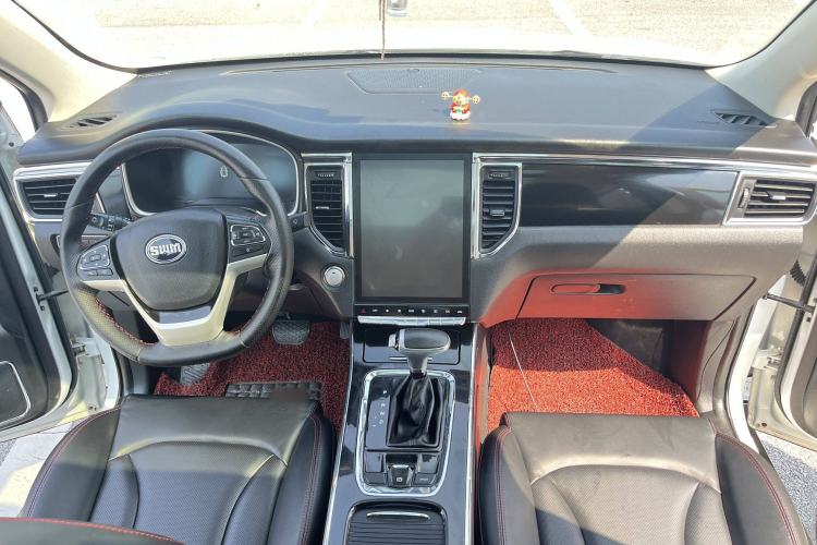 Used SWM G05 2019 1.5T Automatic Luxury Model Interior 1