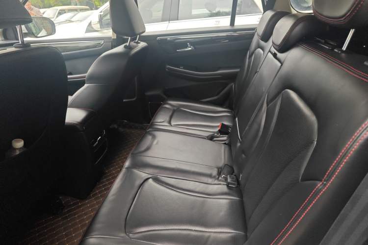 Used SWM G05 2019 2.0L Manual Luxury Edition Interior 1