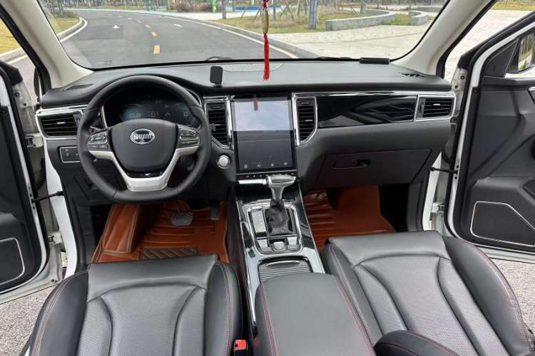Used SWM G05 2019 1.5T Automatic Luxury Model Interior 1