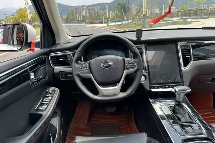 Used SWM G05 2019 1.5T Automatic Luxury Model Interior 2