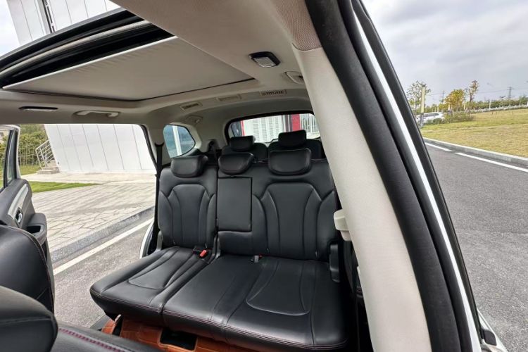 Used SWM G05 2019 1.5T Automatic Luxury Model Interior 7