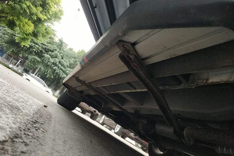 Used SWM G05 2019 1.5T Automatic Luxury Model Left Side Sill