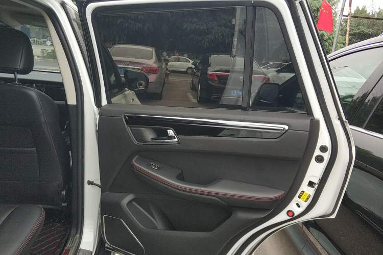 Used SWM G05 2019 1.5T Automatic Luxury Model Right Rear Door Interior