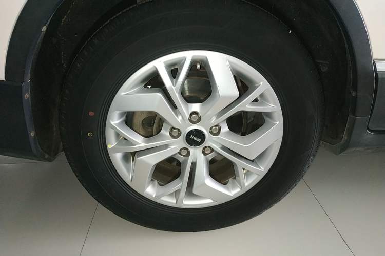 Used SWM G05 2019 1.5T Automatic Elite Edition Right Rear Wheel Hub