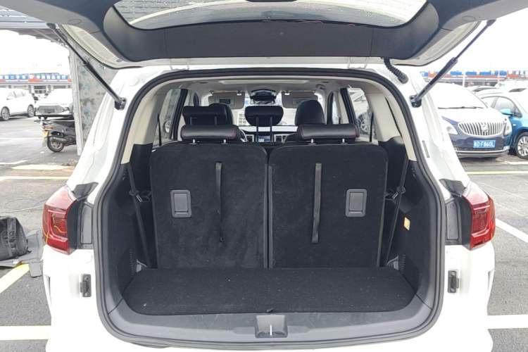 Used SWM G05 2019 1.5T Automatic Prestige Edition Trunk