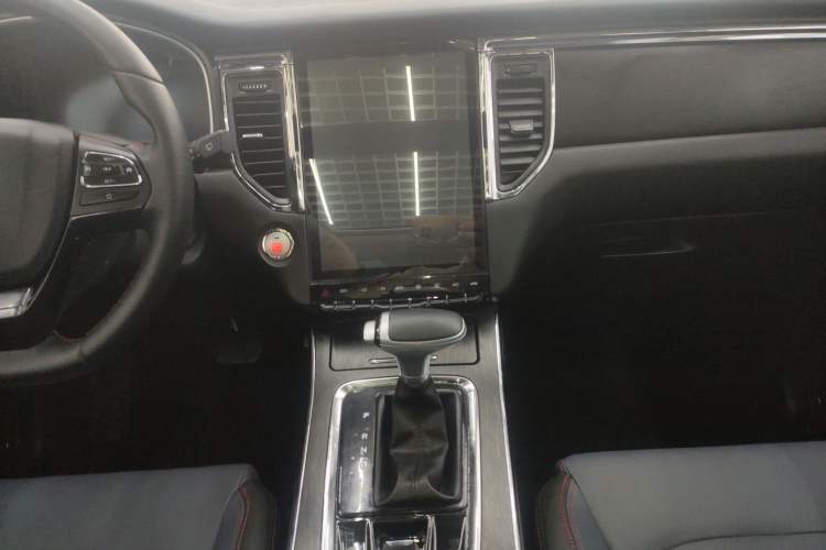 Used SWM G05 2021 PRO 1.5T Automatic Prestige 7-seater Audio And AC Panel
