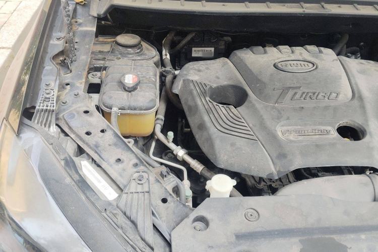 Used SWM G05 2021 PRO 1.5T Automatic Luxury Model 7 Seats Engine Bay Right