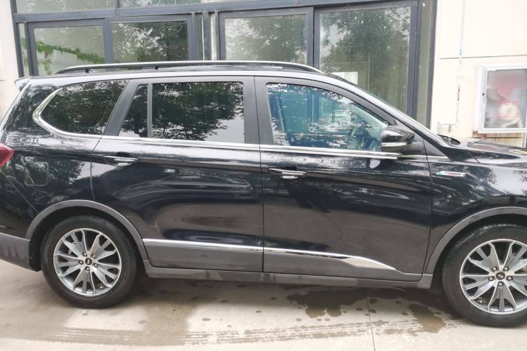Used SWM G05 2021 PRO 1.5T Automatic Luxury Model 7 Seats Exterior 2