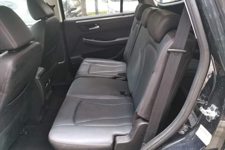 Used SWM G05 2021 PRO 1.5T Automatic Luxury Model 7 Seats Interior 1