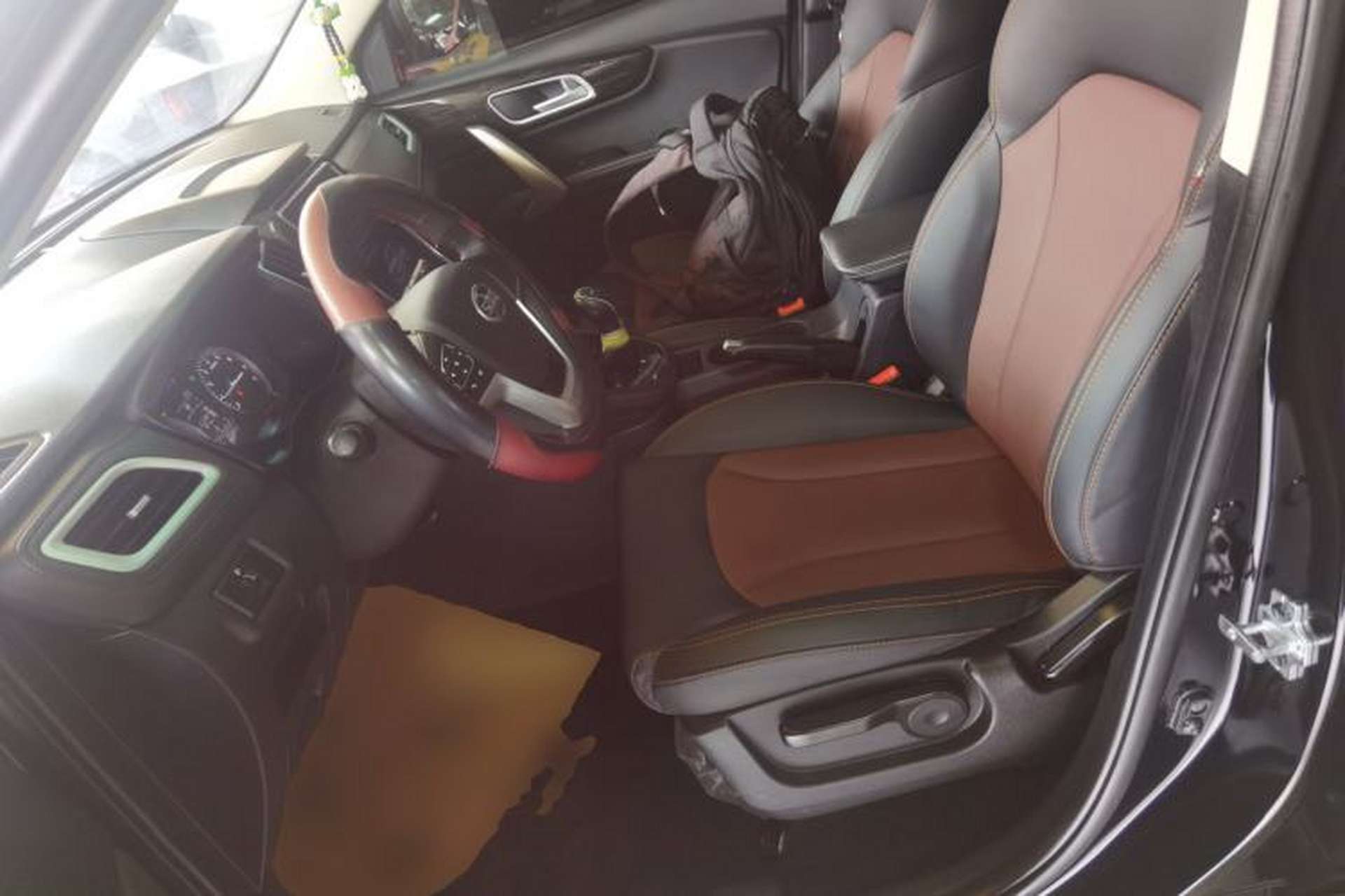 Used SWM G05 2021 PRO 2.0L Manual Elite 7-seater Left Front Seat
