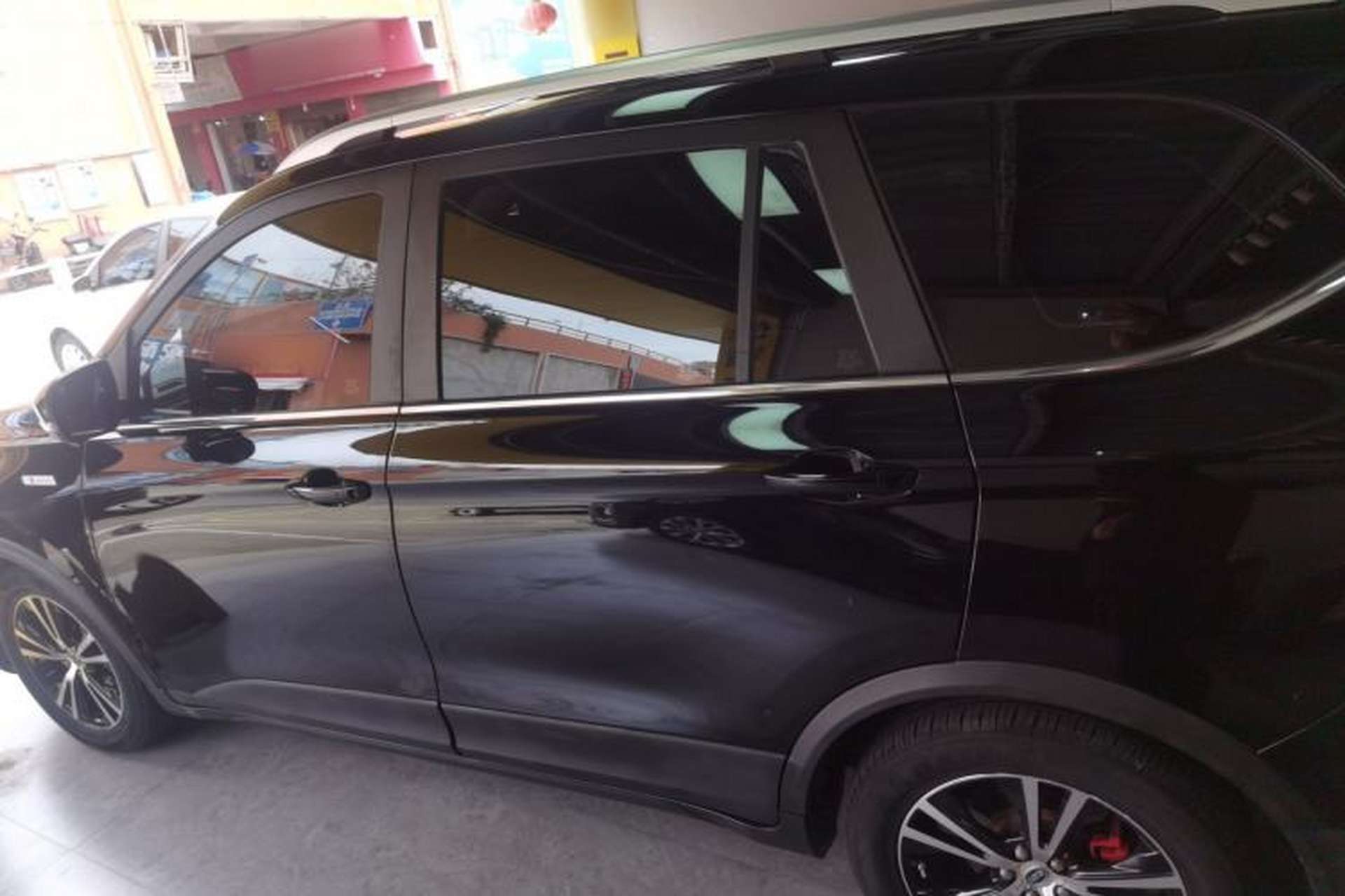 Used SWM G05 2021 PRO 2.0L Manual Elite 7-seater Left Side