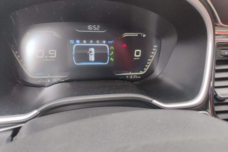 Used SWM G05 2021 PRO 1.5T Automatic Prestige 7-seater Odometer Close Up