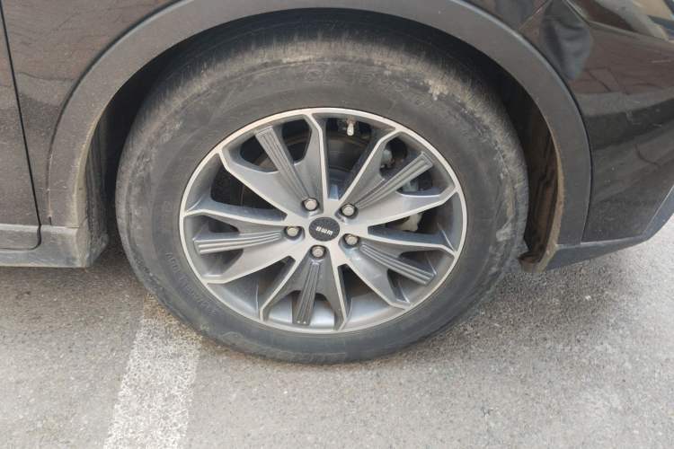 Used SWM G05 2021 PRO 1.5T Automatic Luxury Model 7 Seats Right Front Wheel Hub