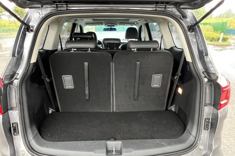 Used SWM G05 2021 PRO 1.5T Automatic Luxury Model 7 Seats Interior 3