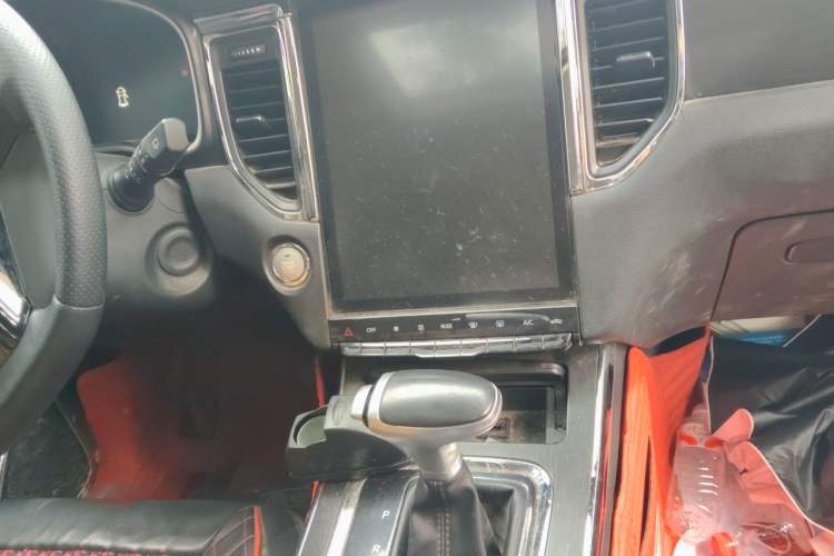 Used SWM G05 2021 PRO 1.5T Automatic Luxury Model 7 Seats Audio And AC Panel
