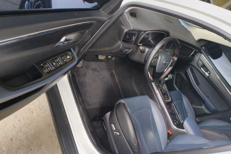 Used SWM G05 2021 PRO 1.5T Automatic Prestige 7-seater Driver Seat