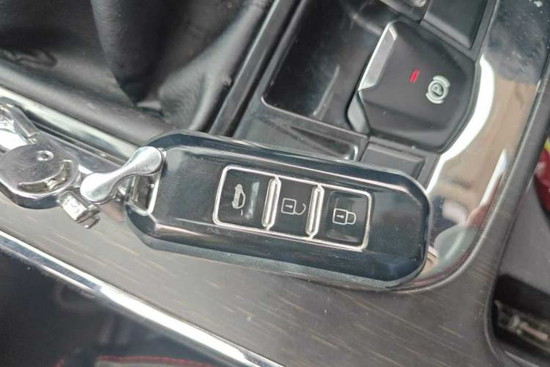Used SWM G05 2021 PRO 2.0L Manual Elite 7-seater Vehicle Key