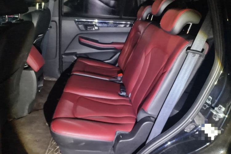 Used SWM G05 2022 PRO 1.5T DCT Elite 7-seater Interior 4