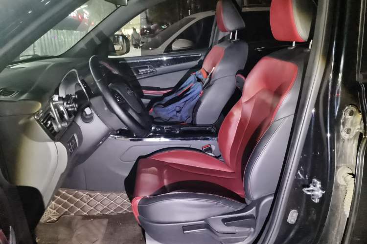 Used SWM G05 2022 PRO 1.5T DCT Elite 7-seater Left Front Seat