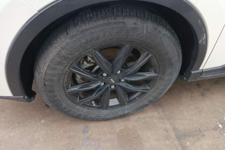 Used SWM G05 2022 PRO 1.5T DCT Luxury Model 7 Seats Left Front Wheel Hub