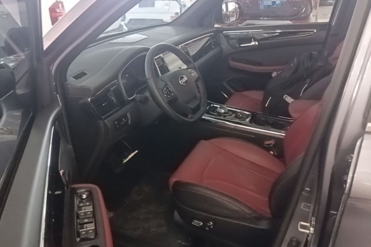 Used SWM G05 2023 PRO 1.5T DCT Luxury 7-seater Driver Seat