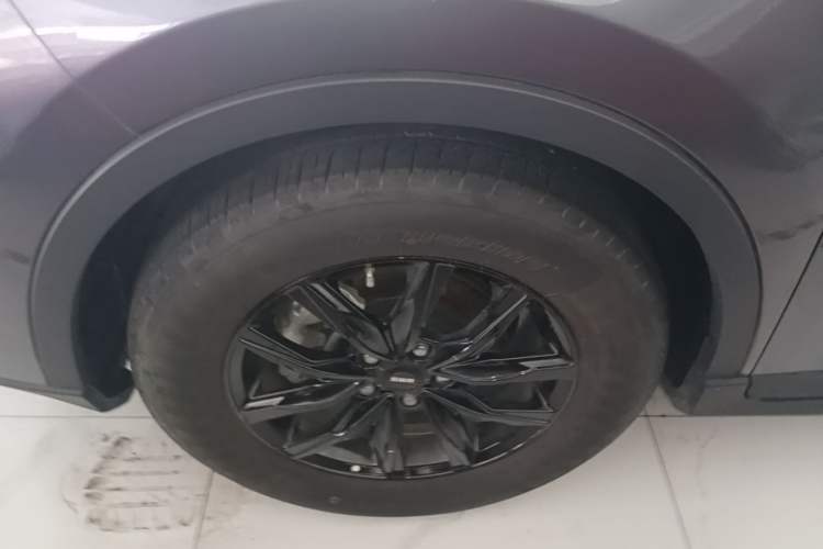 Used SWM G05 2023 PRO 1.5T DCT Luxury 7-seater Left Front Wheel Hub