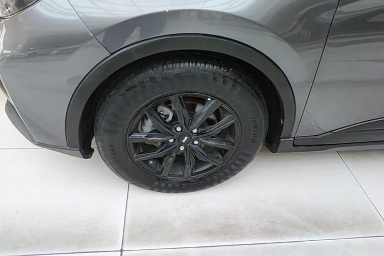 Used SWM G05 2023 PRO 1.5T DCT Luxury 7-seater Left Front Wheel Hub