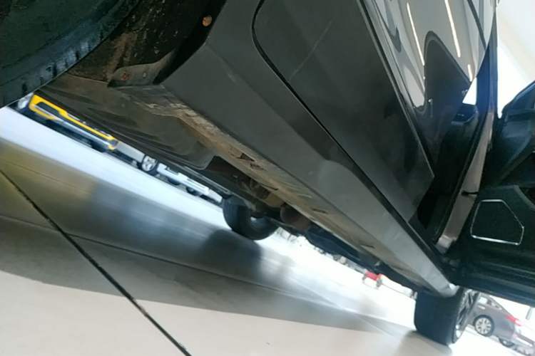 Used SWM G05 2023 PRO 1.5T DCT Luxury 7-seater Right Side Sill