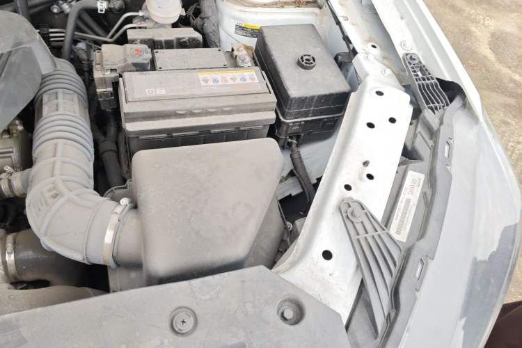 Used SWM G05 2023 PRO 1.5T DCT Luxury 7-seater Engine Bay Left