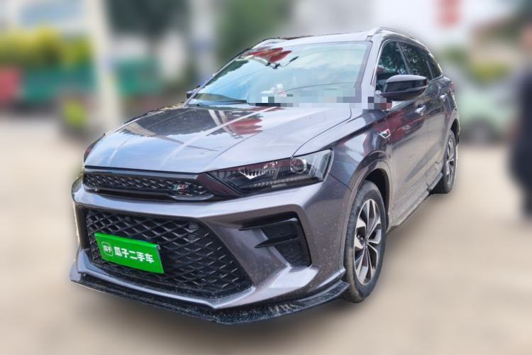 Gebrauchter SWM Iron Man 2021 1.5T Automatic Golden Edition Guazi used car, China used car export, Used car for sale, Used cars, Cheapest cars for sale