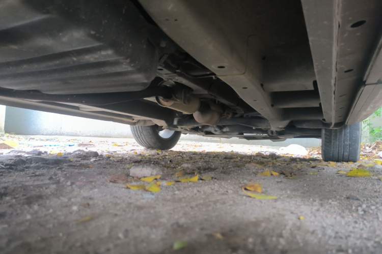 Used SWM Iron Man 2021 1.5T Automatic Star Edition Chassis Rear Right
