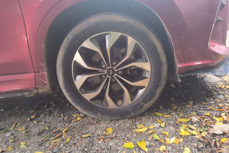 Used SWM Iron Man 2021 1.5T Automatic Star Edition Right Front Wheel Hub