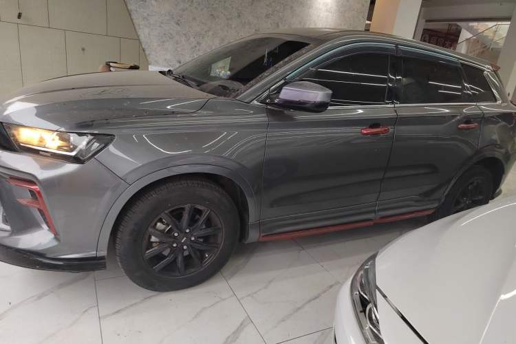 Used SWM Iron Man 2021 1.5T Automatic Golden Edition Exterior 1