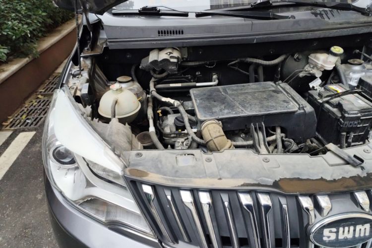 Used SWM X2 2021 1.5L Manual Business Version 7 Seats Engine Bay Right