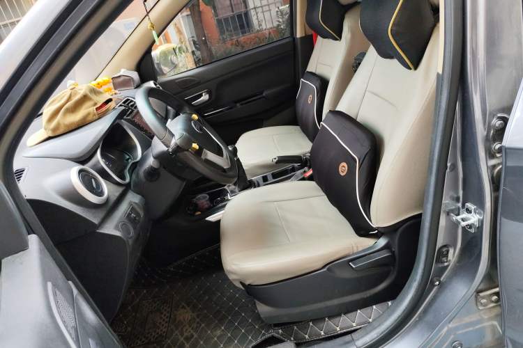 Used SWM X2 2021 1.5L Manual Business Version 7 Seats Left Front Seat