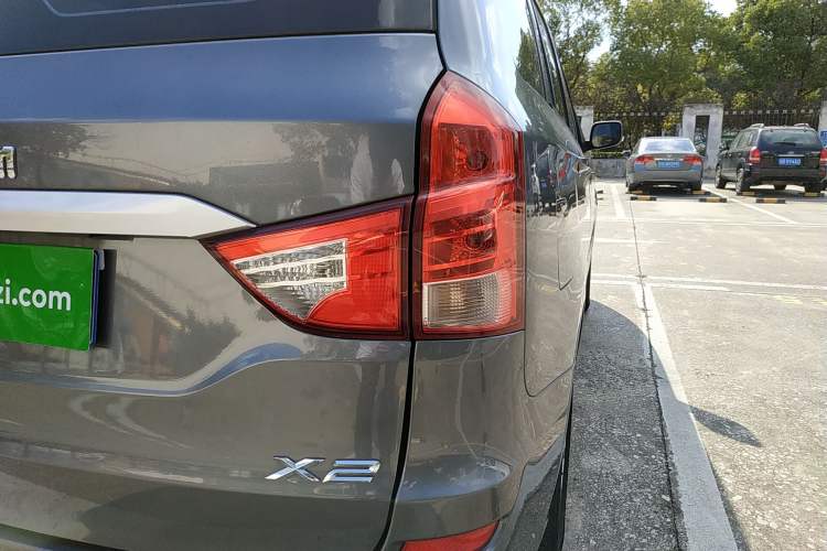 Used SWM X2 2021 1.5L Manual Business Version 7 Seats Right Rear Taillight