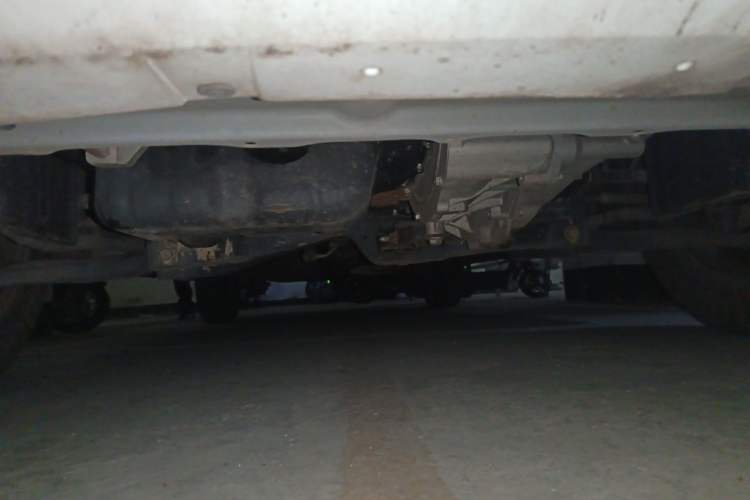 Used SWM X2 2021 1.5L Manual Business Version 7 Seats Chassis Front