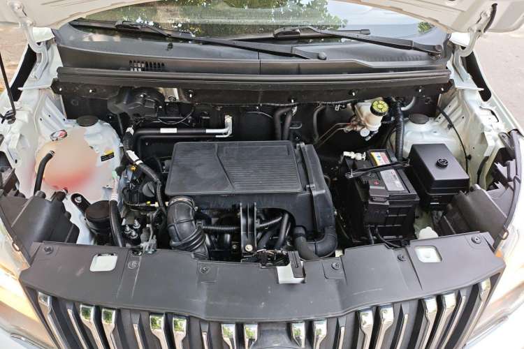 Used SWM X2 2021 1.5L Manual Business Edition 5 Seats Engine Bay