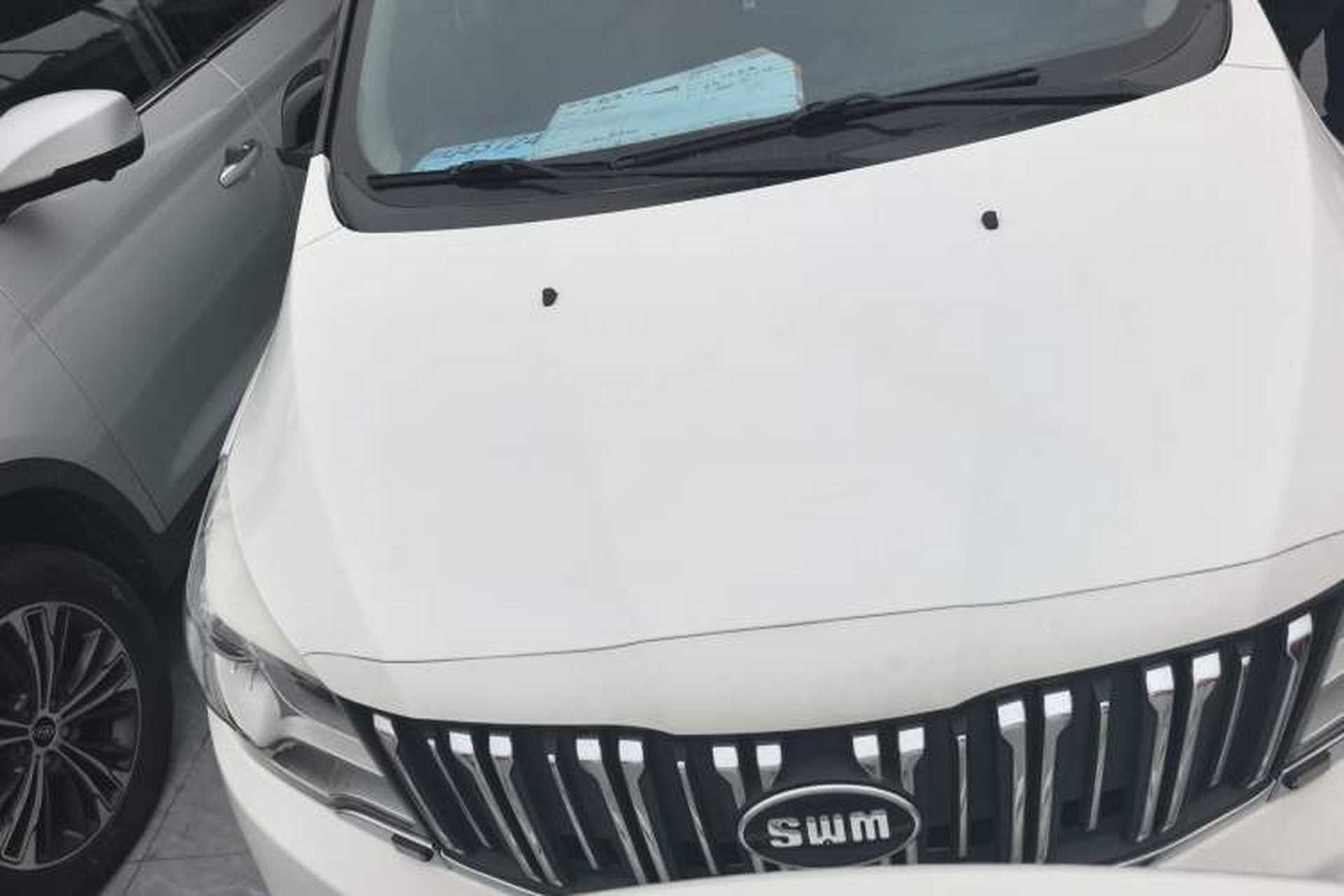 Used SWM X2 2021 1.5L Manual Business Version 7 Seats Exterior 1