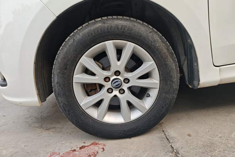 Used SWM X2 2021 1.5L Manual Business Edition 5 Seats Exterior 7