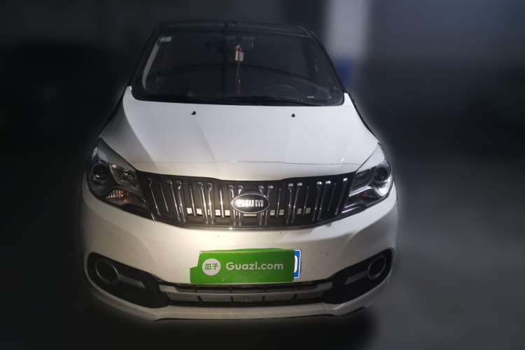 Used SWM X2 2021 1.5L Manual Business Version 7 Seats Front