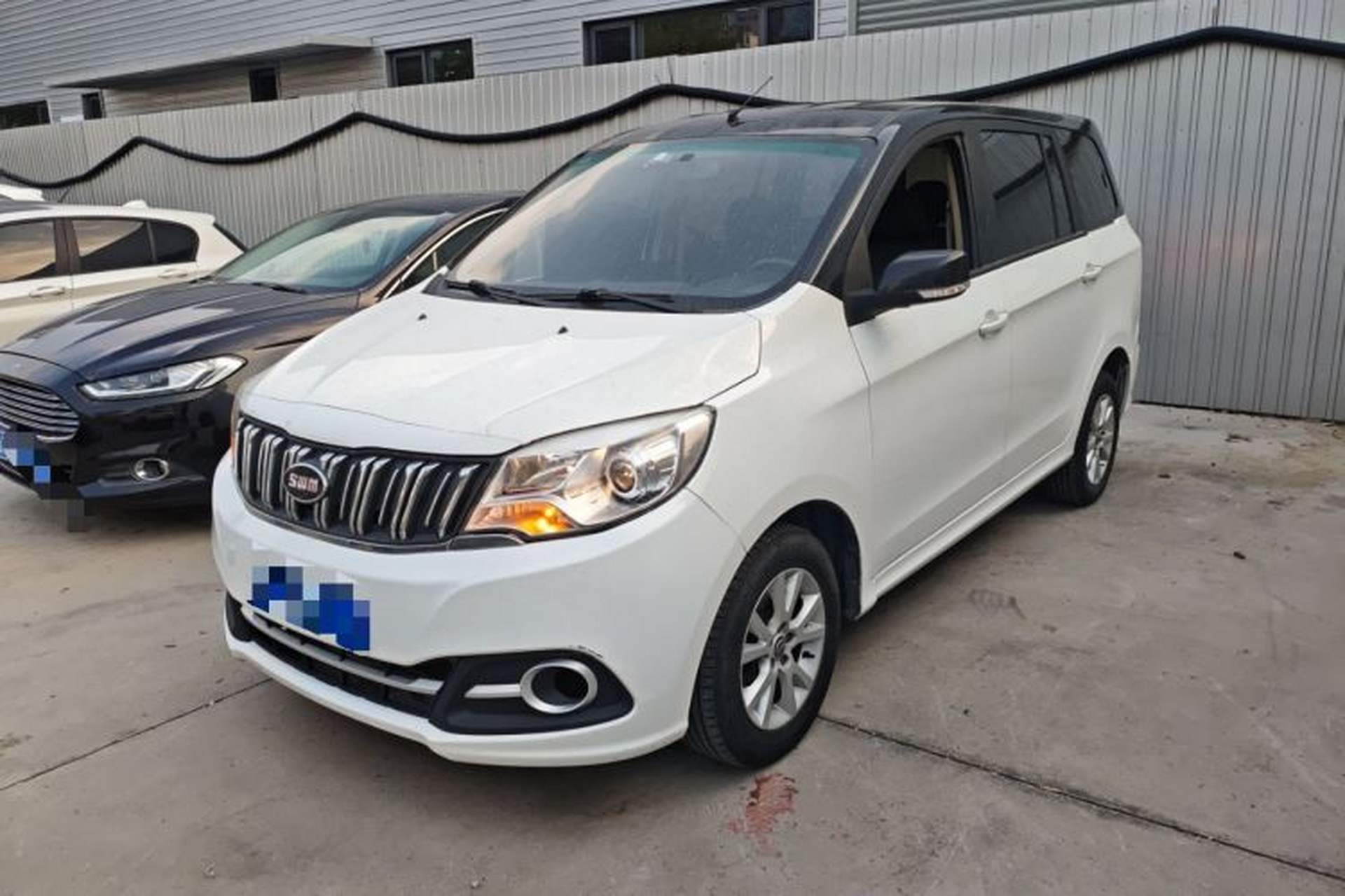 Used SWM X2 2021 1.5L Manual Business Edition 5 Seats Front Left 45 Deg