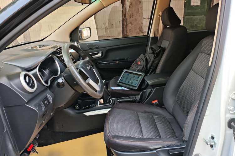 Used SWM X2 2021 1.5L Manual Business Edition 5 Seats Left Front Seat