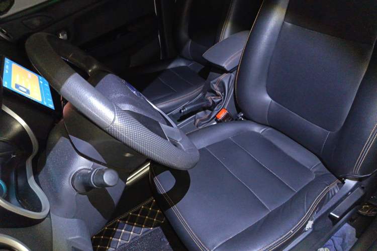 Used SWM X2 2021 1.5L Manual Business Version 7 Seats Left Front Seat