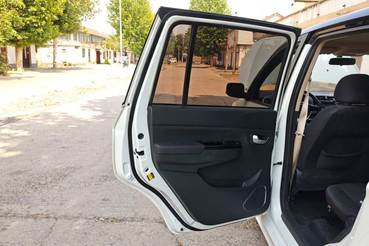 Used SWM X2 2021 1.5L Manual Business Edition 5 Seats Left Rear Door Interior